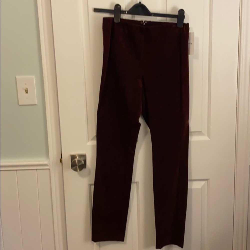 Brand new Theory Bordeaux velvet leggings size 8